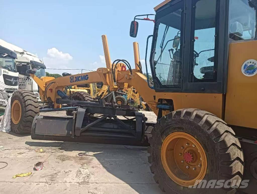 XCMG GR 1803 Vejhøvle / Gradere