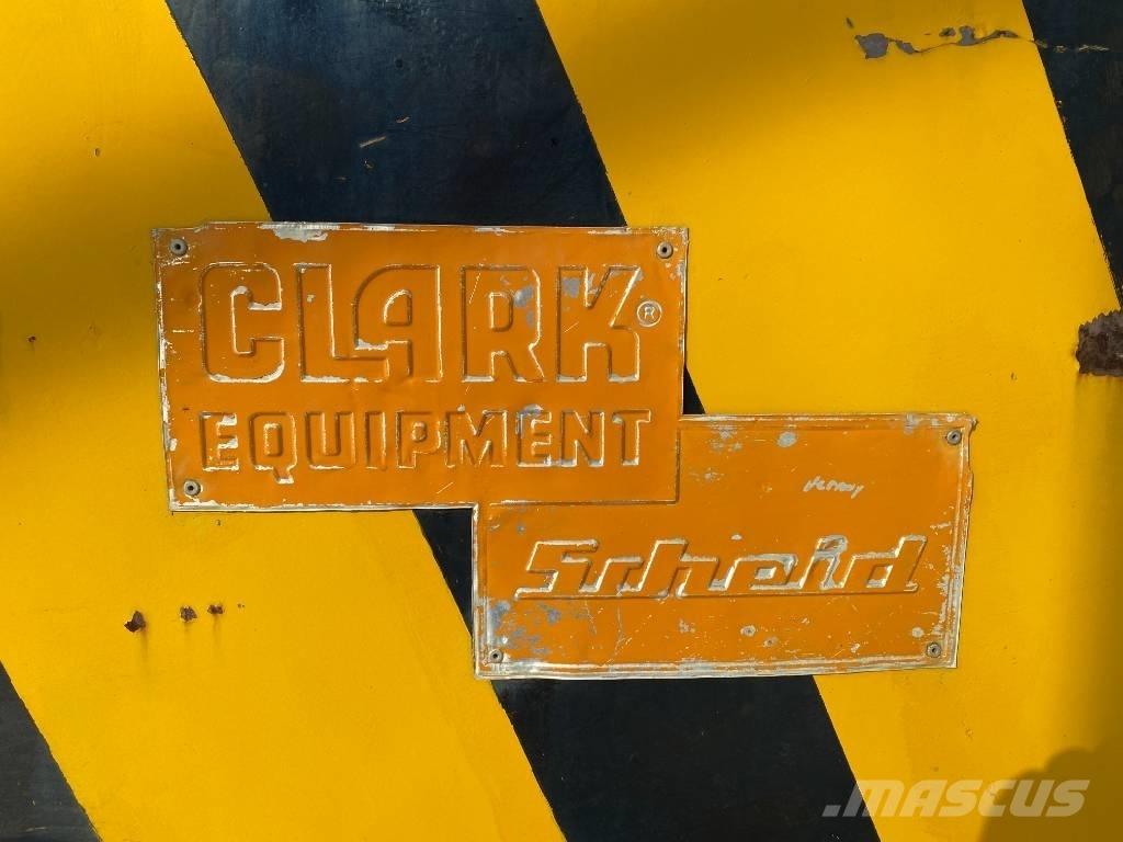 Clark Equipment Dæk, hjul og fælge