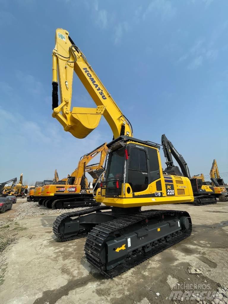 Komatsu PC 220 Gravemaskiner på larvebånd