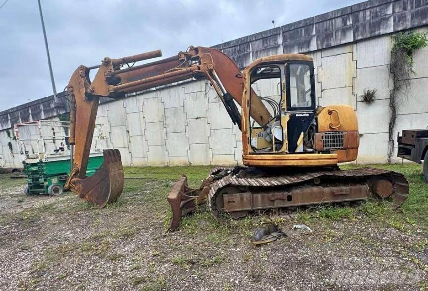 Komatsu PC 128 UU-1E Gravemaskiner på larvebånd