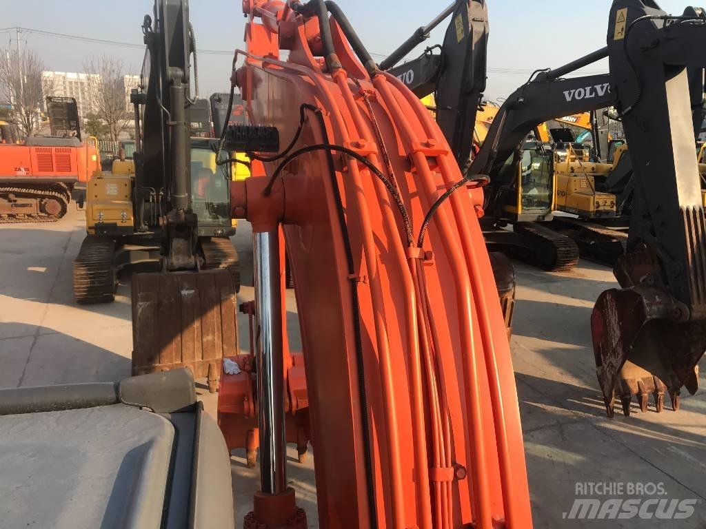 Hitachi ZX 130 Gravemaskiner på larvebånd