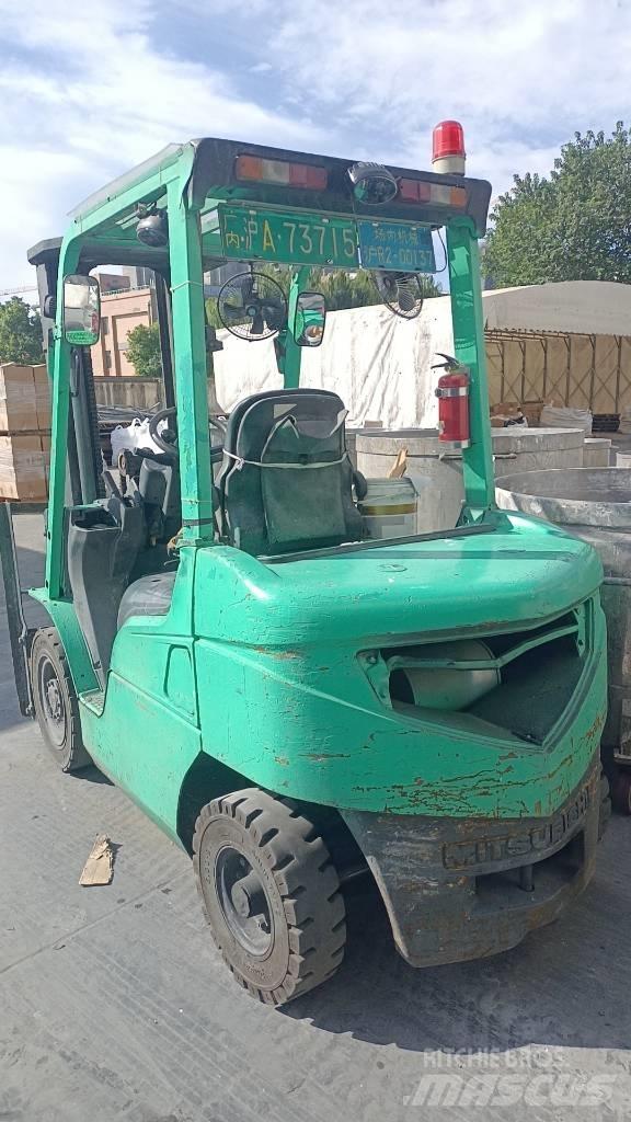 Mitsubishi FD 25 Diesel gaffeltrucks