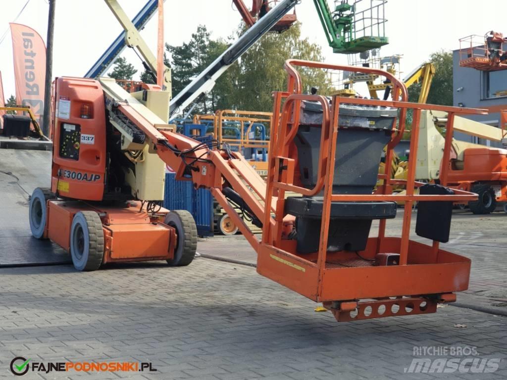 JLG E 300 AJP Bomlifte med knækarm
