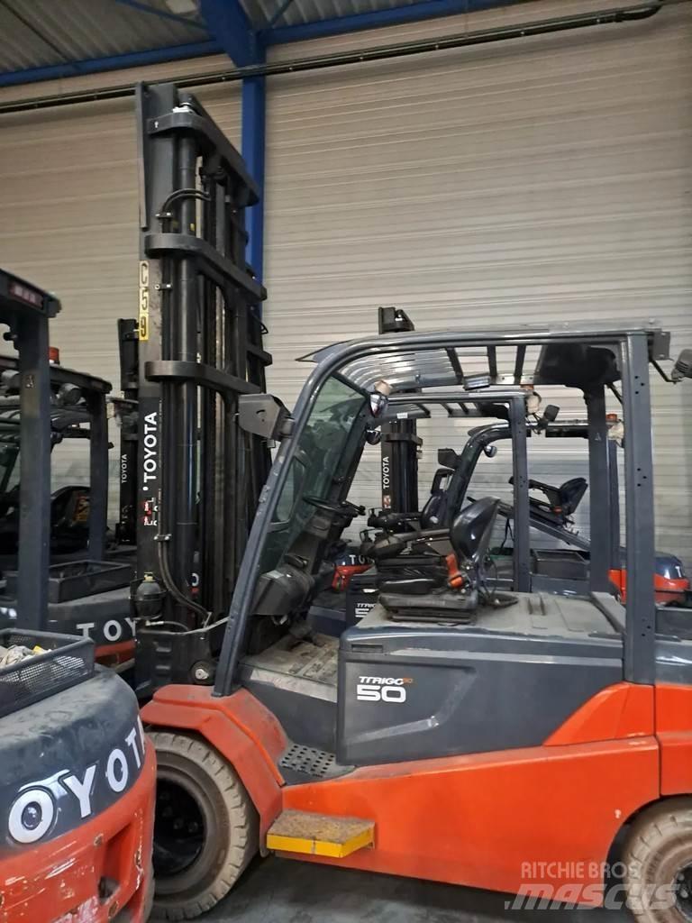 Toyota 8FBMT50 Gaffeltrucks - andre