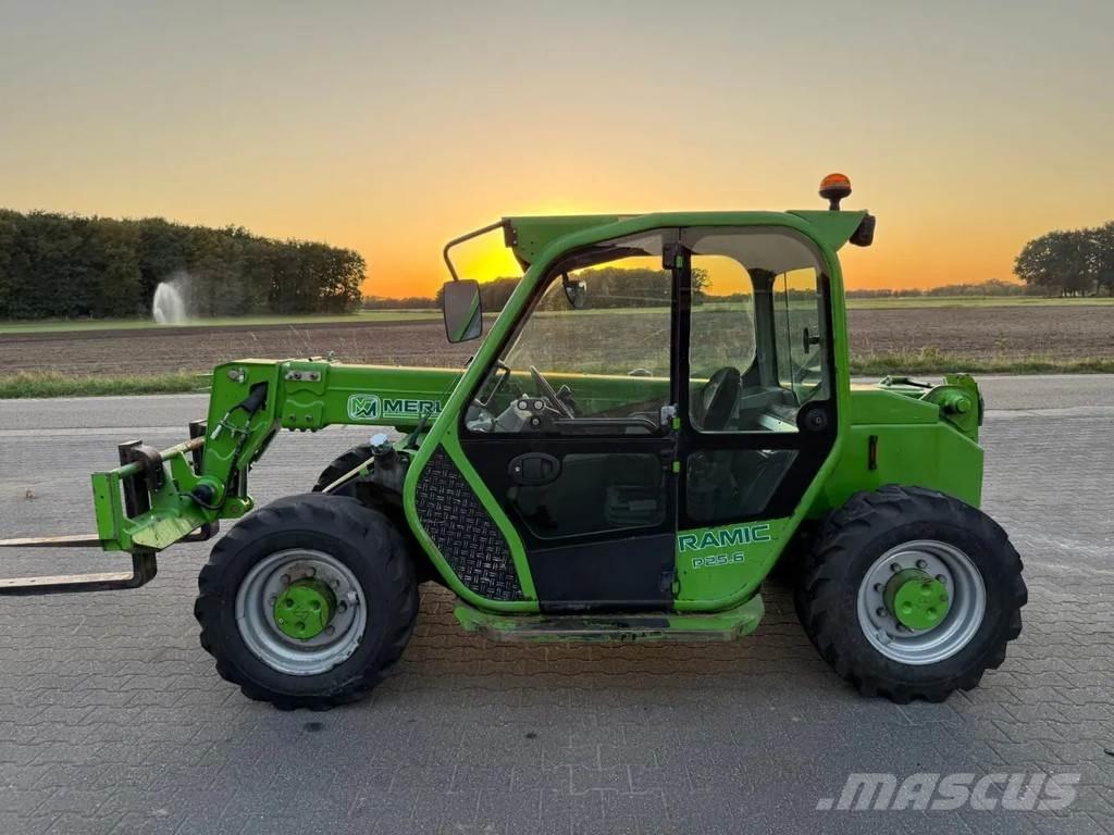 Merlo P25.6 Teleskoplæssere