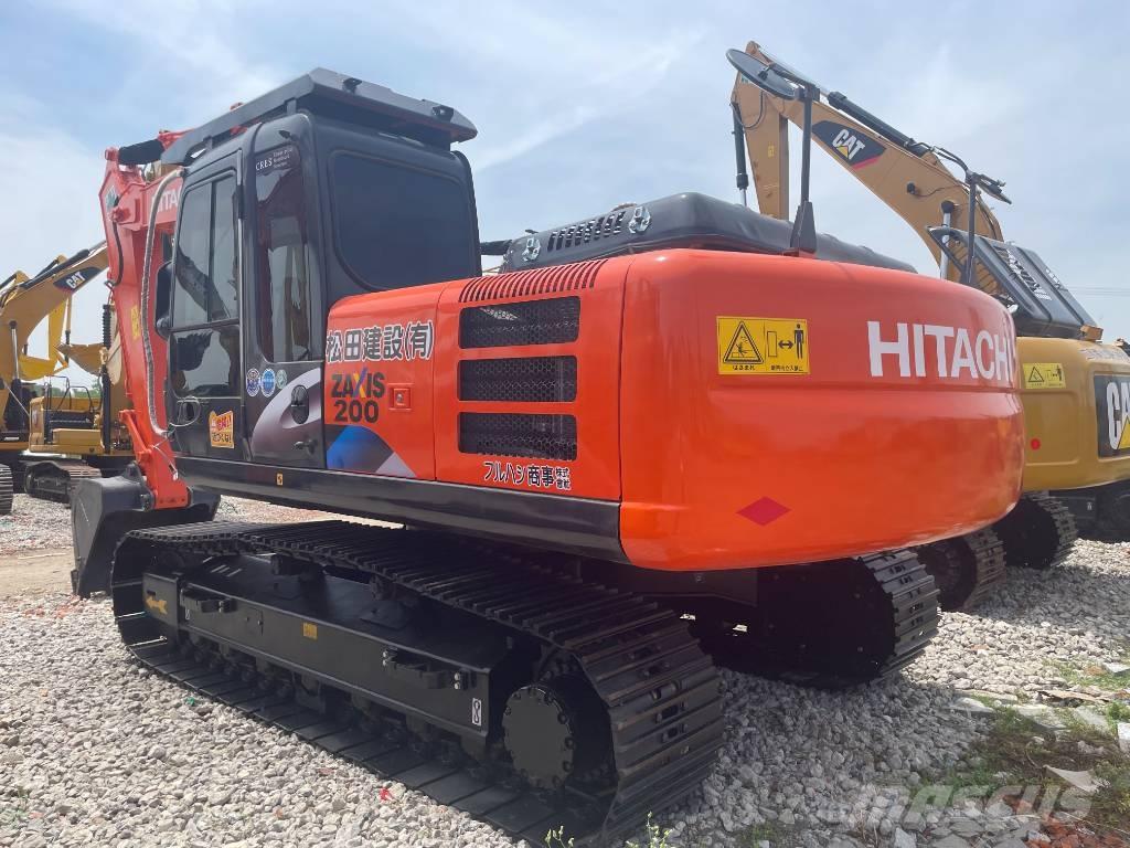 Hitachi ZX 200 Gravemaskiner på larvebånd