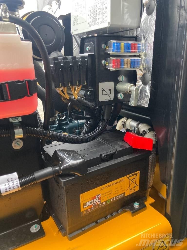JCB 403 - Fabriksny Minilæsser - knækstyret