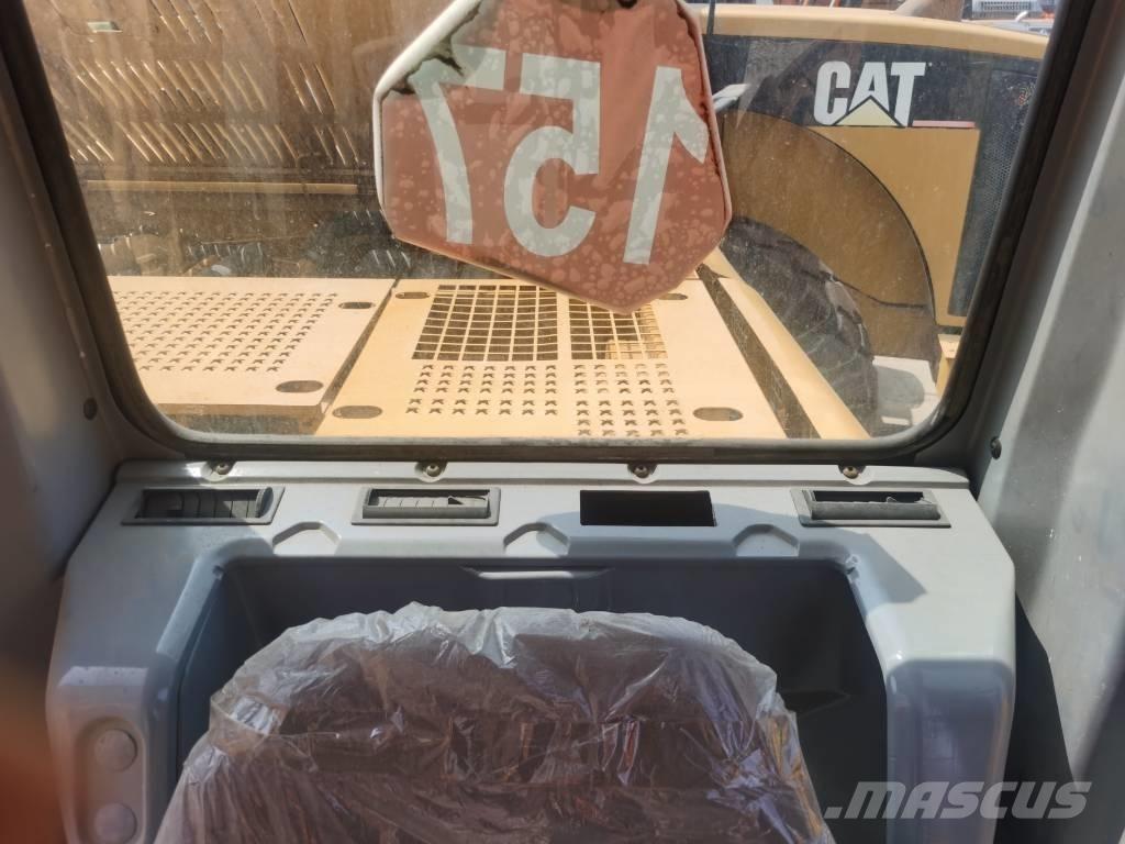 CAT 320 C L Gravemaskiner på larvebånd