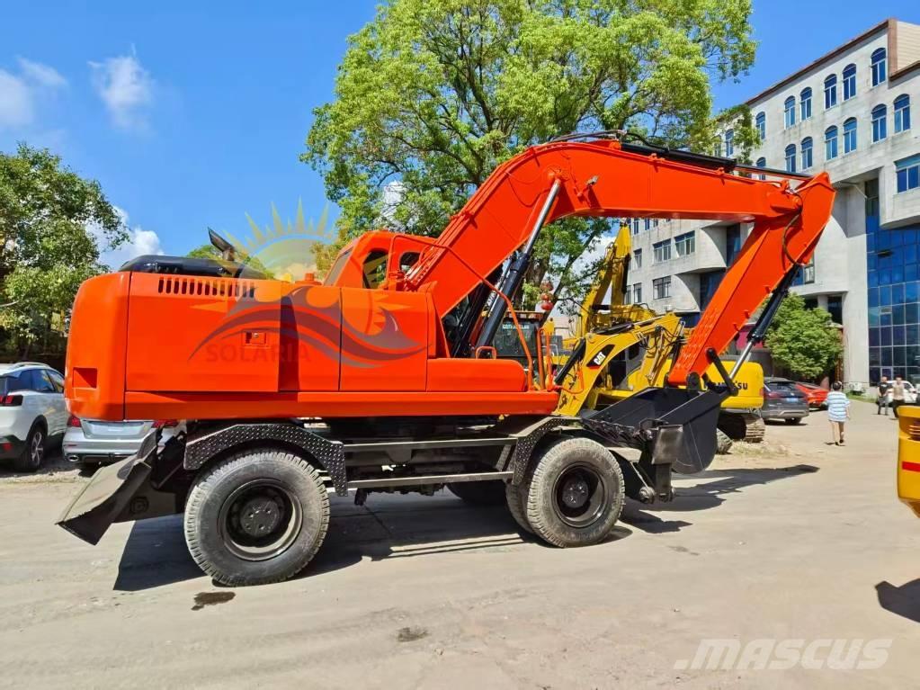 Doosan DH 210 W-7 Gravemaskiner på hjul