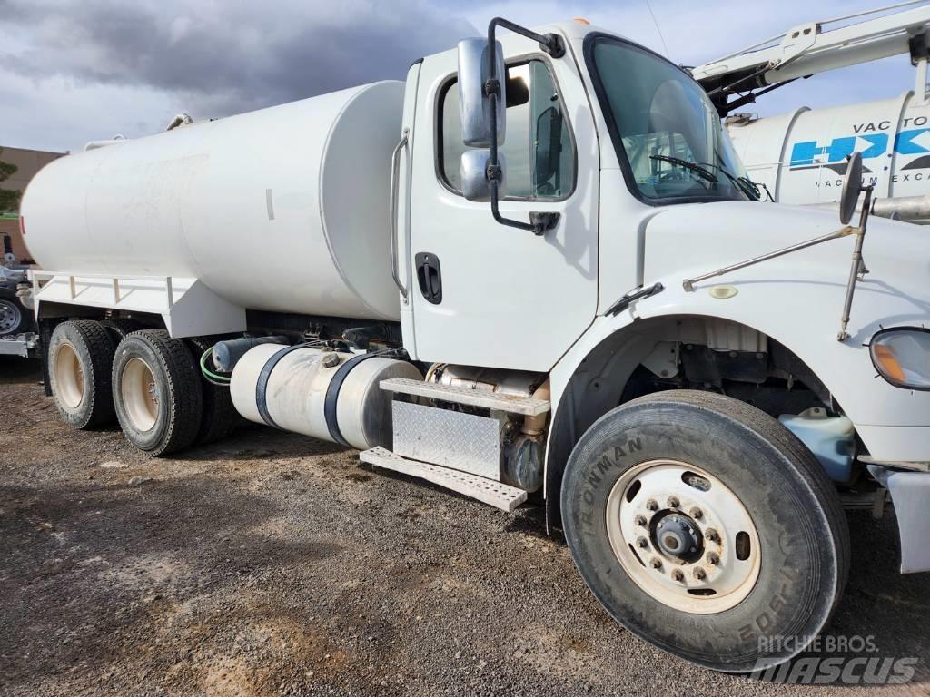 Freightliner M2-106 Tankvogne - vand