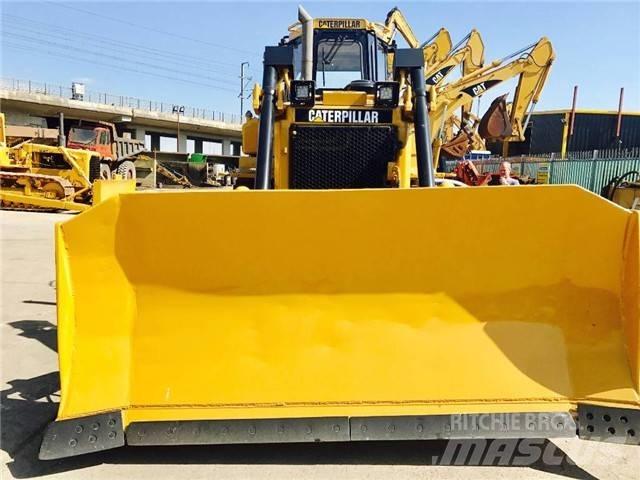 CAT D 6 H Bulldozer på larvebånd
