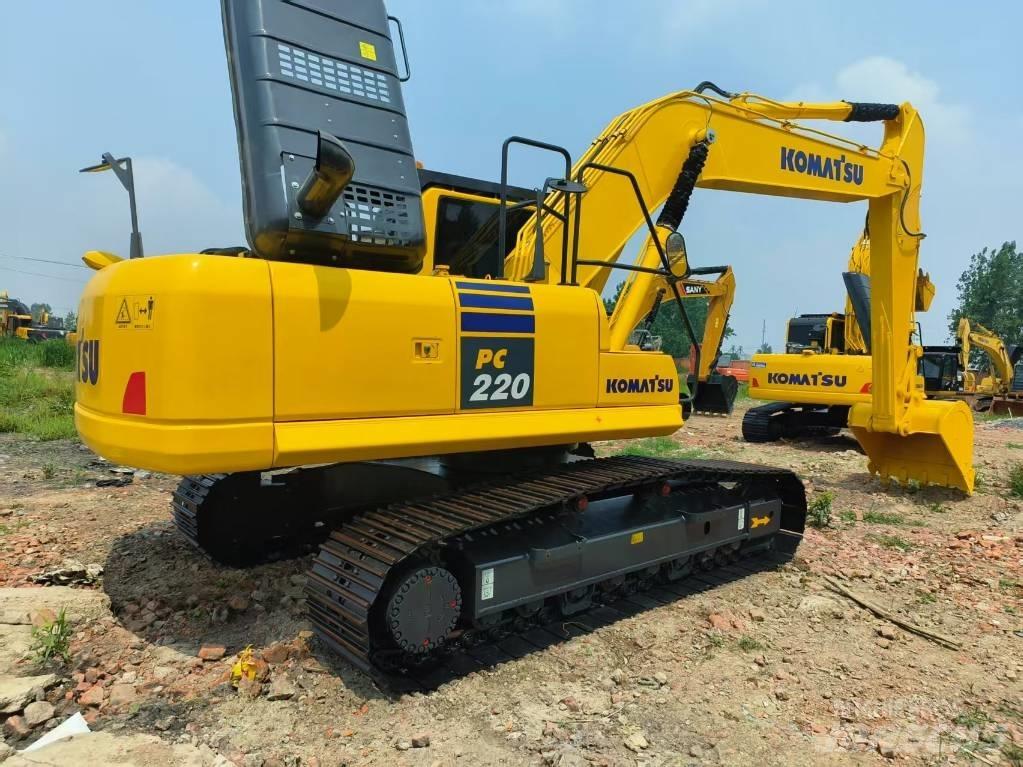 Komatsu PC 220-8 Gravemaskiner på larvebånd