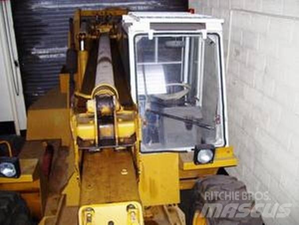 JCB 530B-4HL Terrængående gaffeltruck