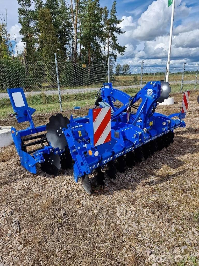 New Holland SDM300R Tallerkenharver