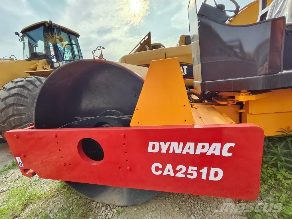 Dynapac CA 251 D Enkelt tromle