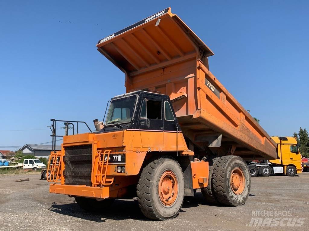 CAT 771 D Knækstyrede dumpere