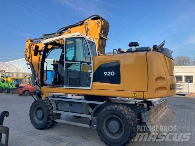 Liebherr A920 Gravemaskiner på hjul