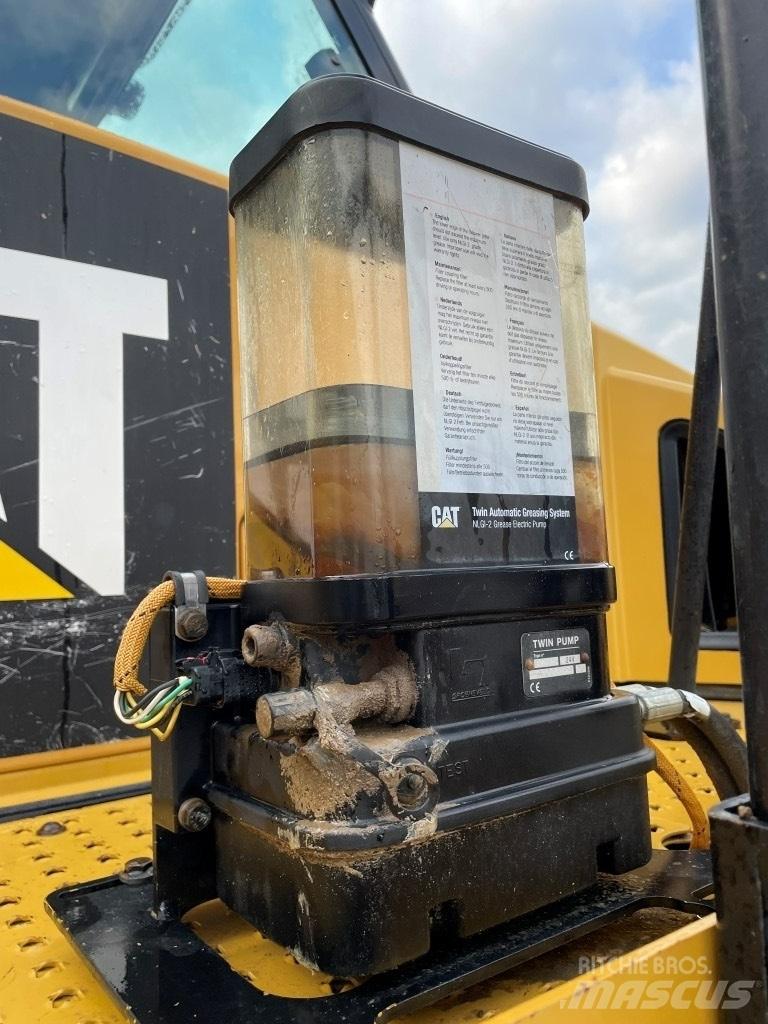 CAT 745 C Terrængående lastbiler