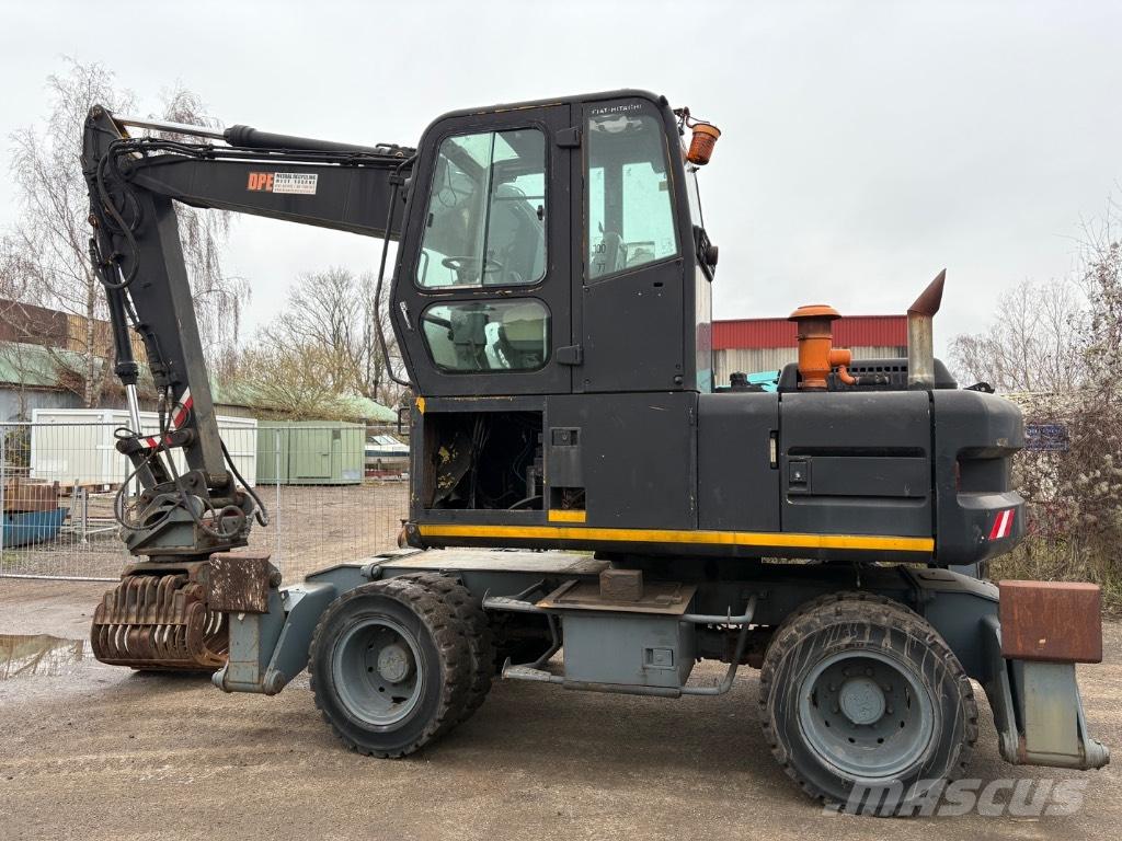 Hitachi FH 130.3 Gravemaskiner på larvebånd