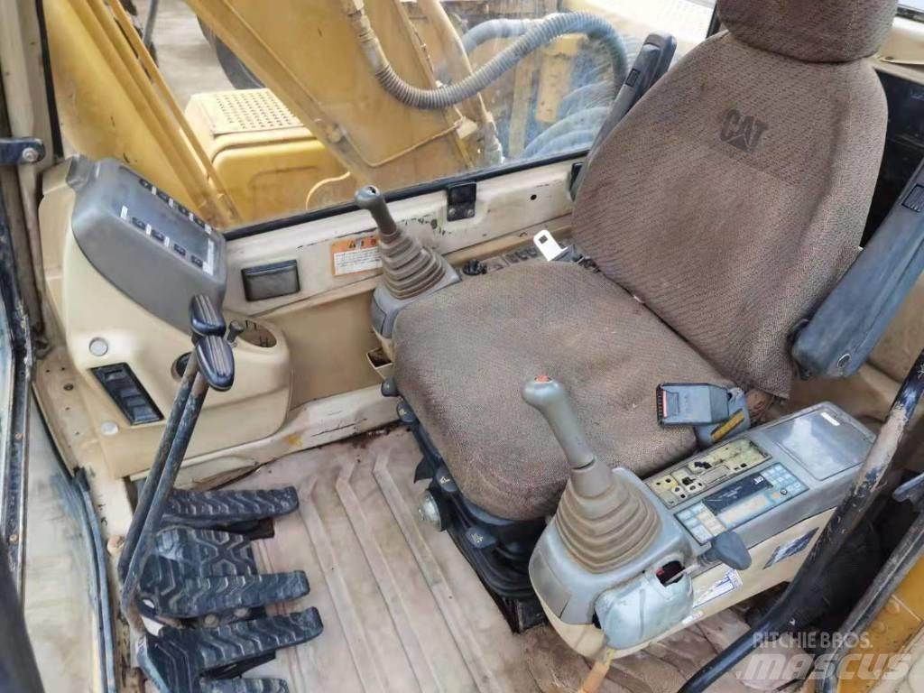 CAT 312 B Gravemaskiner på larvebånd