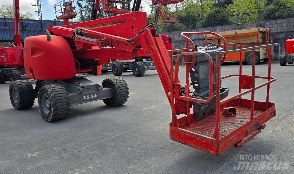 JLG 450 AJ II Bomlifte med knækarm
