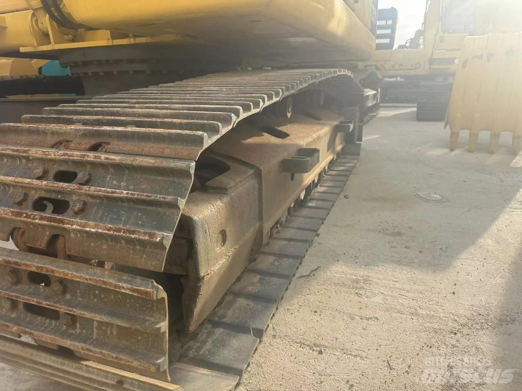 Komatsu PC 200 LC-7 Gravemaskiner på larvebånd