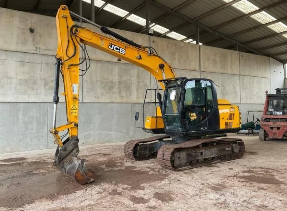 JCB JS 130 LC Gravemaskiner på larvebånd
