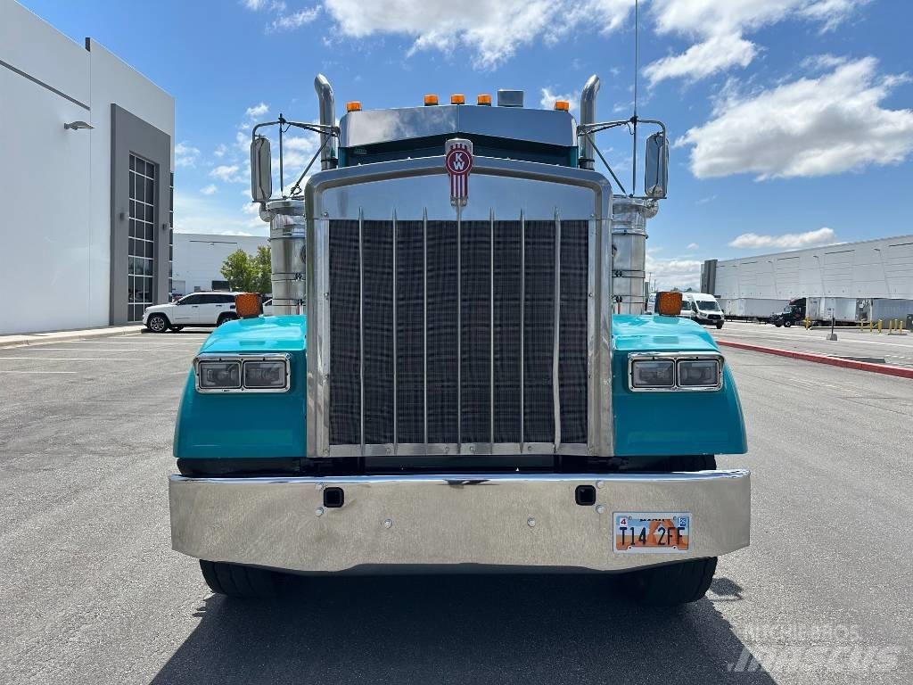 Kenworth W 900 Trækkere