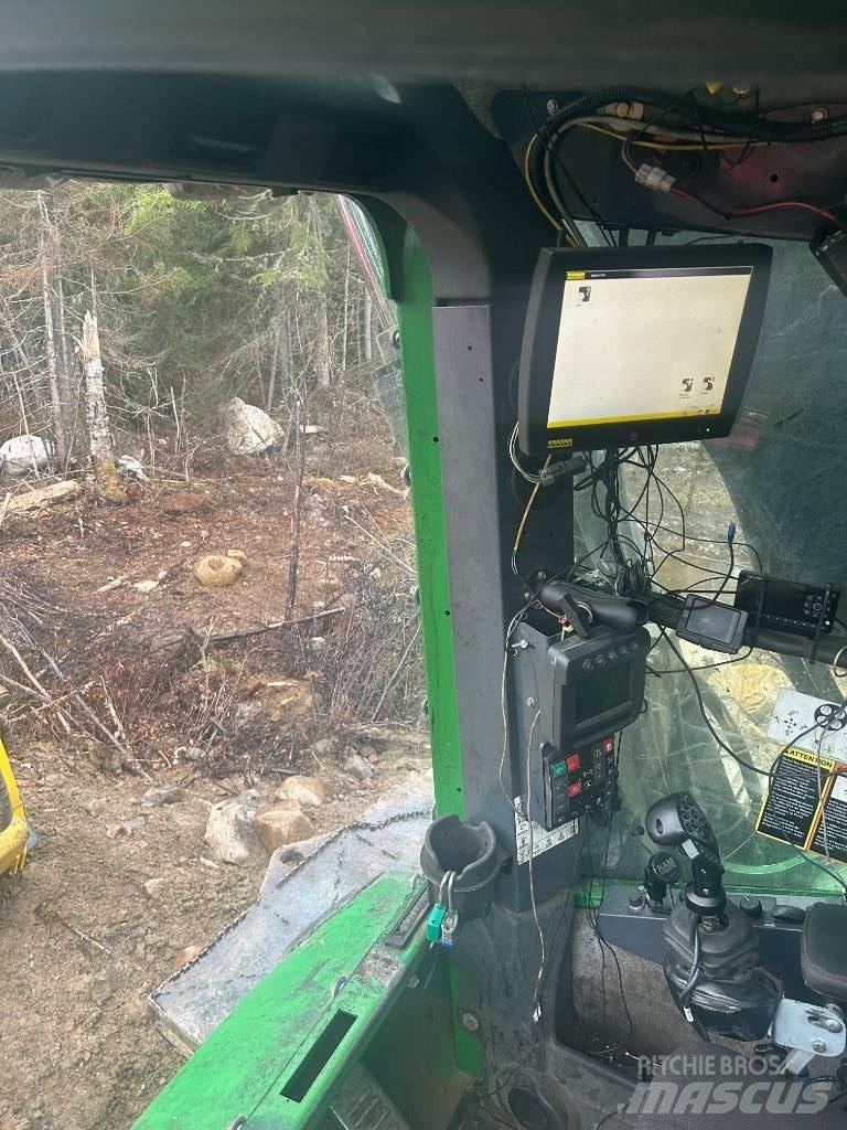 John Deere 903 K Skovningsmaskiner