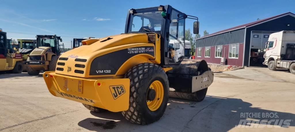 JCB VM 132 Jordvibrationstromler