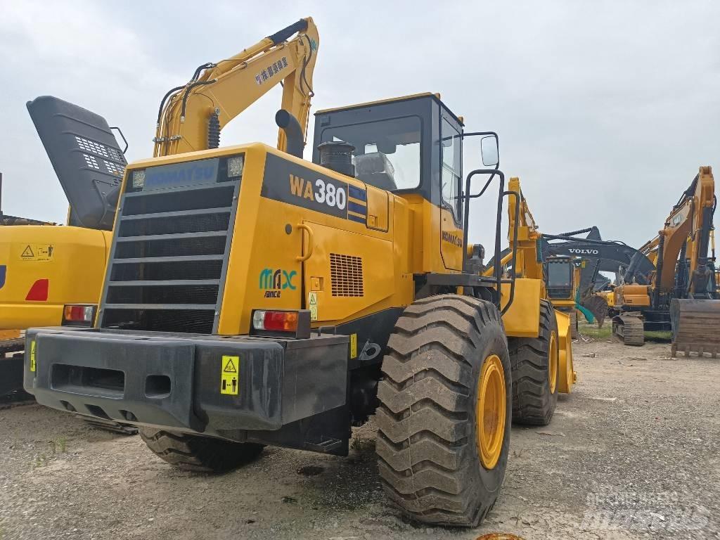 Komatsu WA 380 Læssemaskiner på hjul