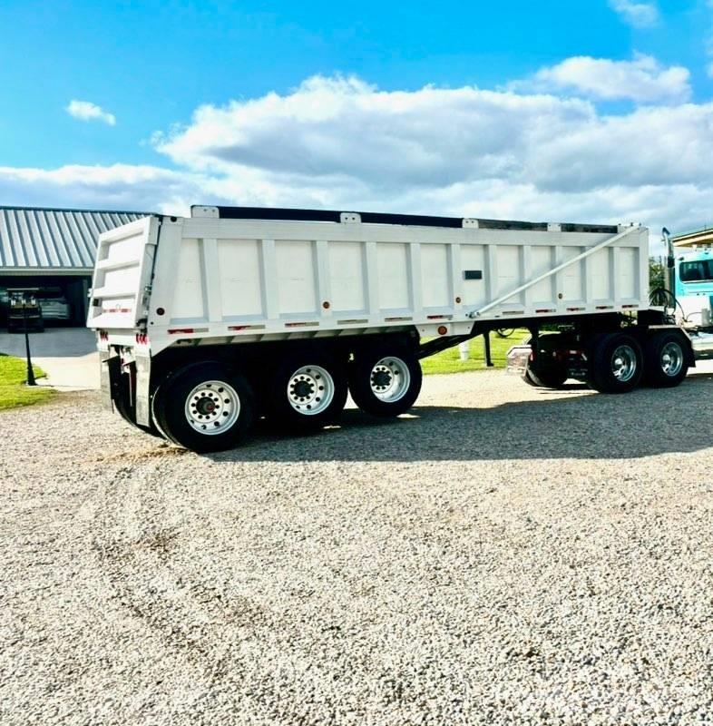 Travis 30ft End Dump Anhænger med tip