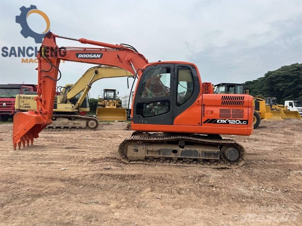 Doosan DX 120 Midi-gravemaskiner 7t - 12t