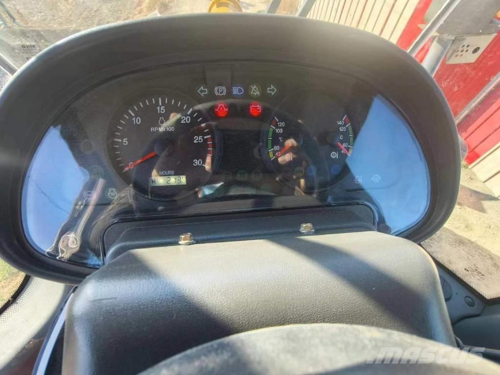 Komatsu WA 320-5 Læssemaskiner på hjul