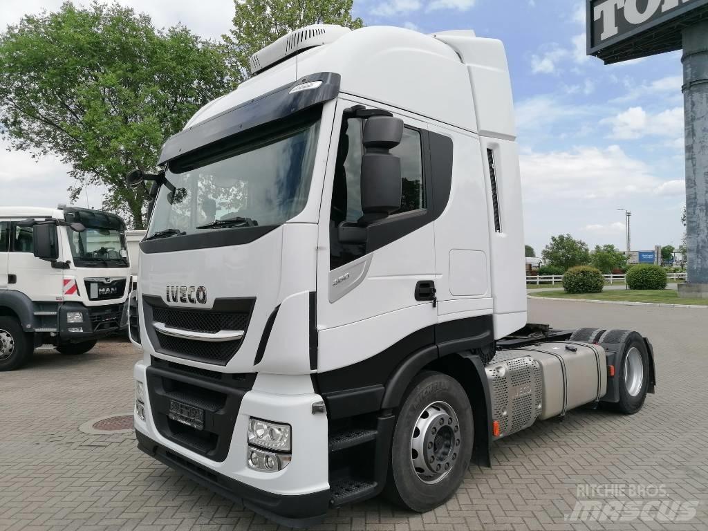 Iveco AS440ST/P Trækkere