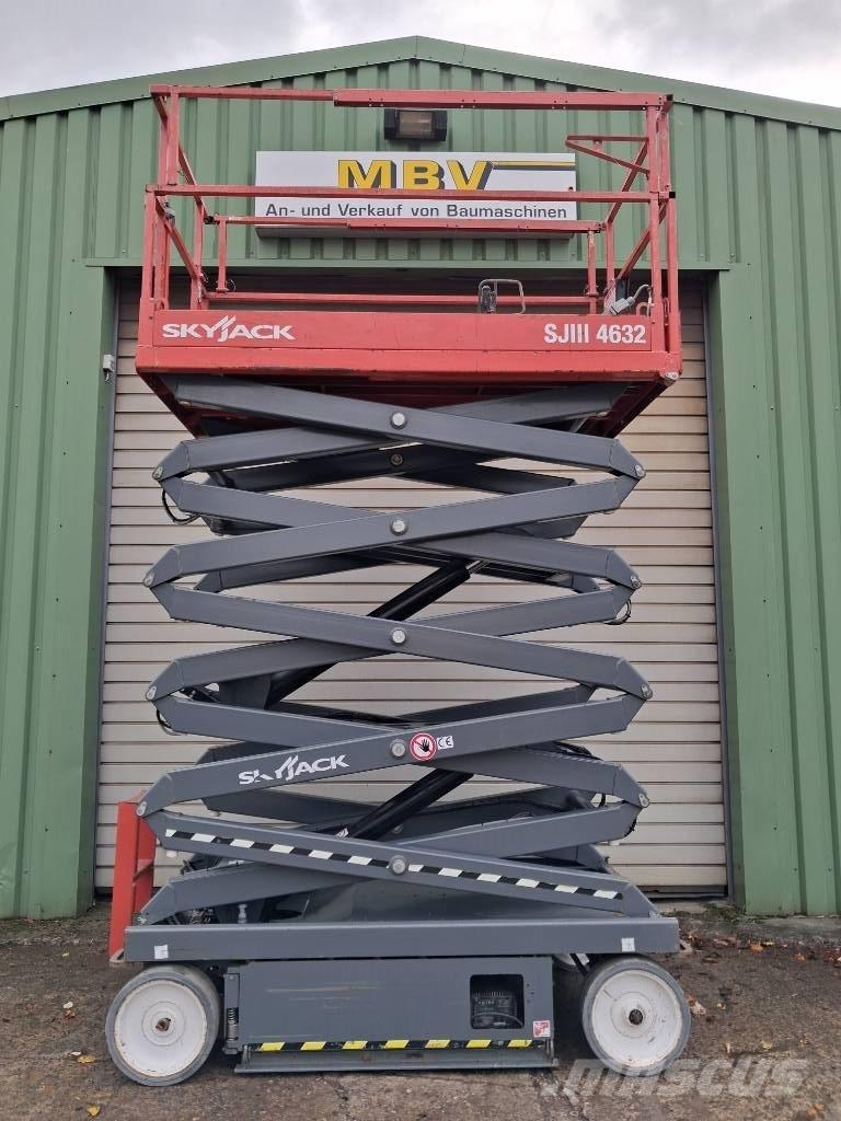 SkyJack SJ III 4632 Saxlifte