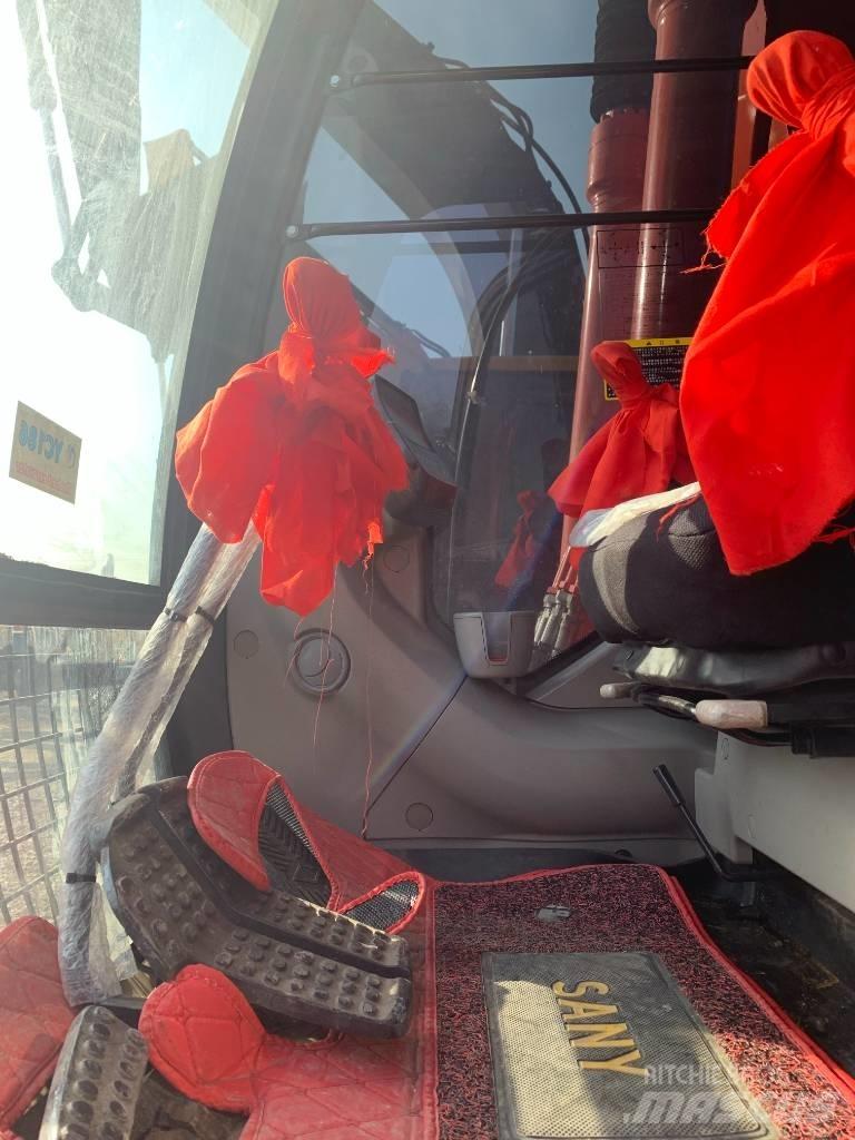 Hitachi ZX 200 Gravemaskiner på larvebånd
