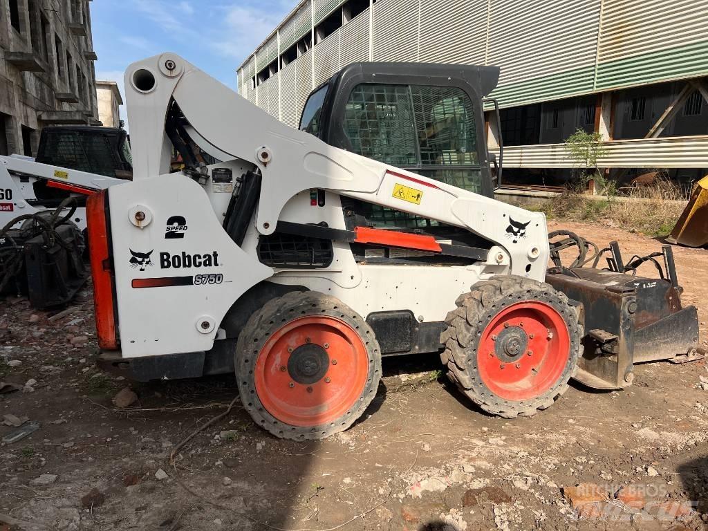 Bobcat S750 Minilæsser - skridstyret