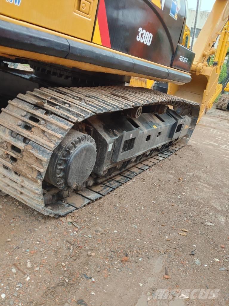 CAT 330 D Gravemaskiner på larvebånd