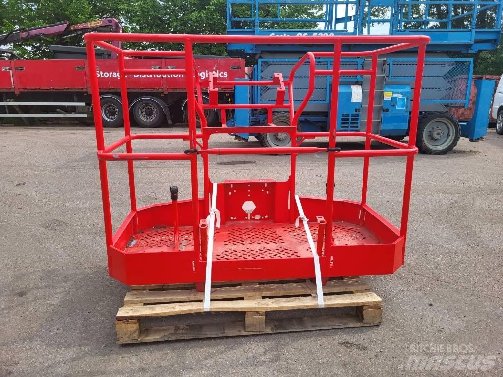 Manitou ATJ 200 kori Andre lifte og platforme