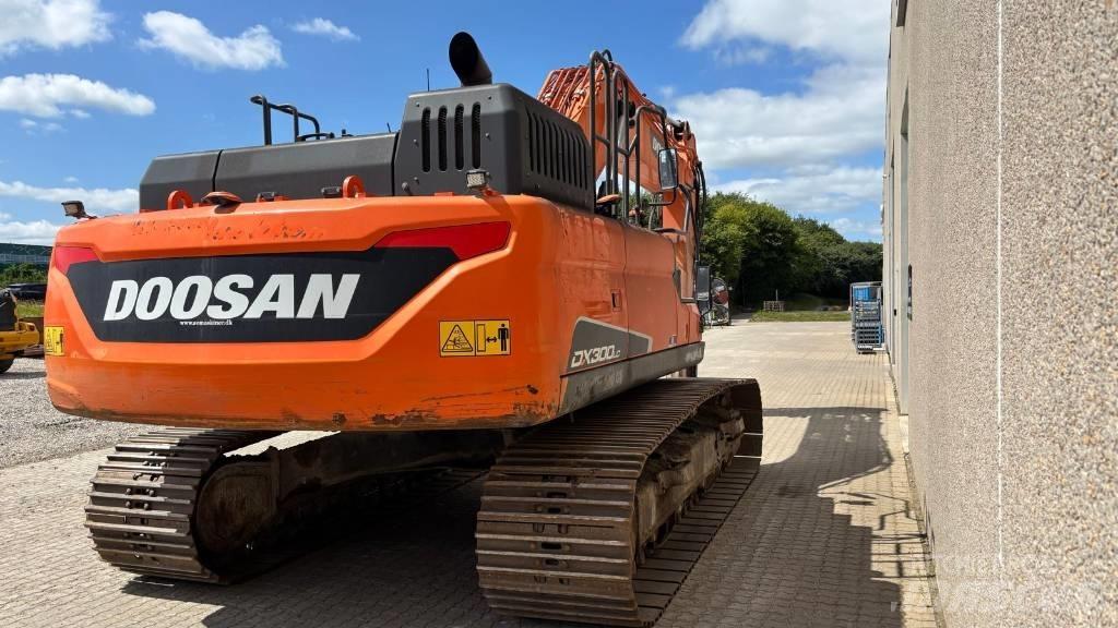 Doosan DX 300 LC-5 Gravemaskiner på larvebånd