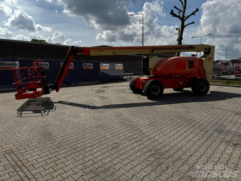 JLG 800AJ Bomlifte med knækarm