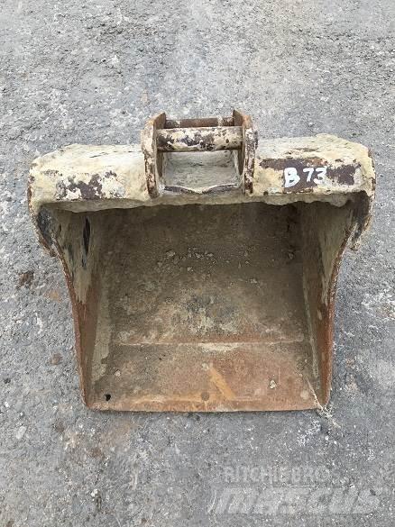  18 BUCKET, 30mm PINS Skovle
