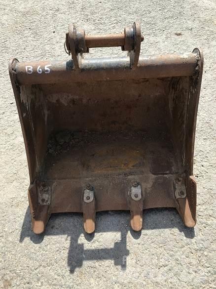  2' BUCKET, 30mm PINS Skovle