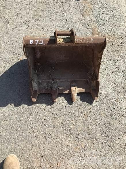  2' BUCKET, 30mm PINS Skovle