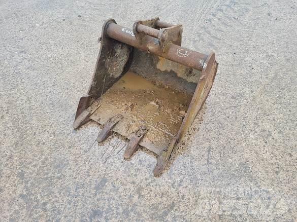  2' BUCKET, 35mm PINS Skovle