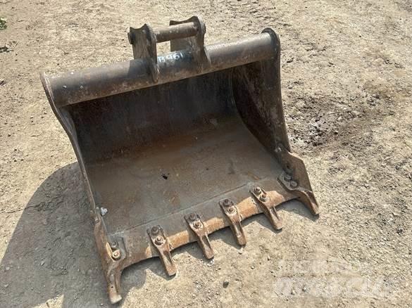  3' BUCKET, 45mm PINS Skovle
