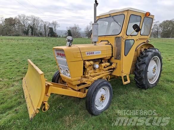 Ford 2000 TRACTOR Entreprenør - Andet