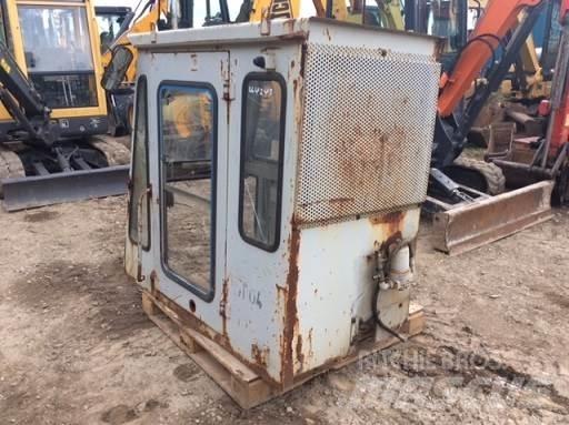Hitachi CAB Entreprenør - Andet