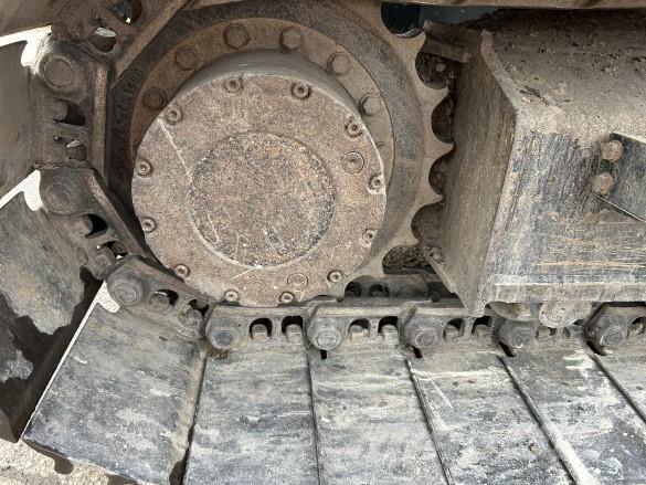 JCB JS130 Gravemaskiner på larvebånd